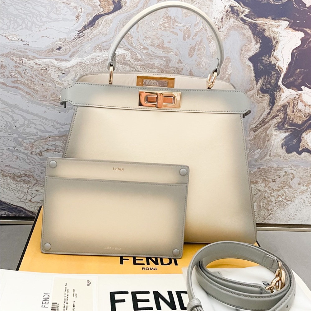 Sold!! Fendi Peekaboo ISeeU Ombre Medium Nappa Leather Tote - Picture 4 of 16